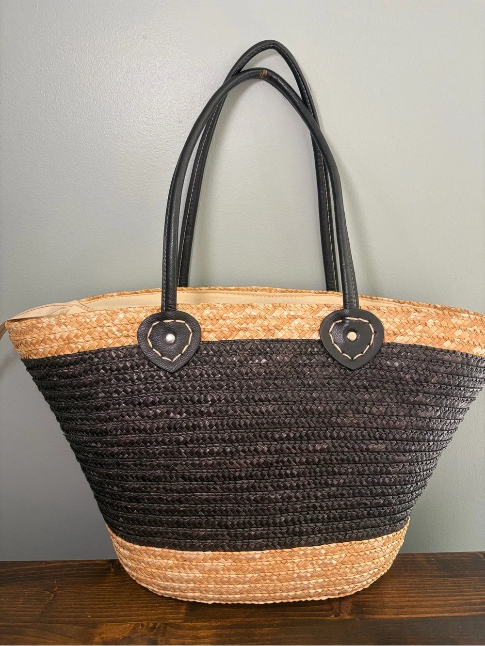 Torresella Wines Woven Raffia/Straw Promotional Beach Tote Bag - Black & Natural